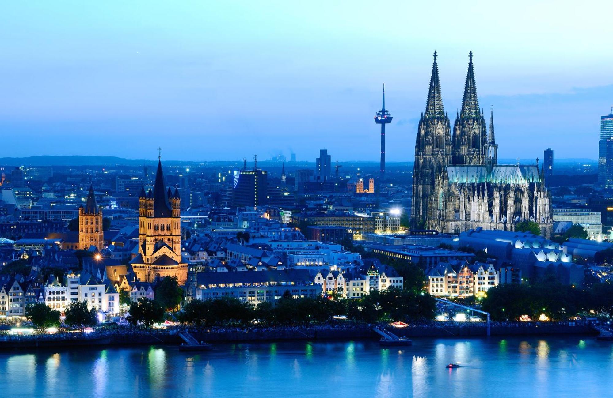 Hotel Alt Deutz City-Messe-Arena Kontaktloser Self Check-In Köln Exteriör bild
