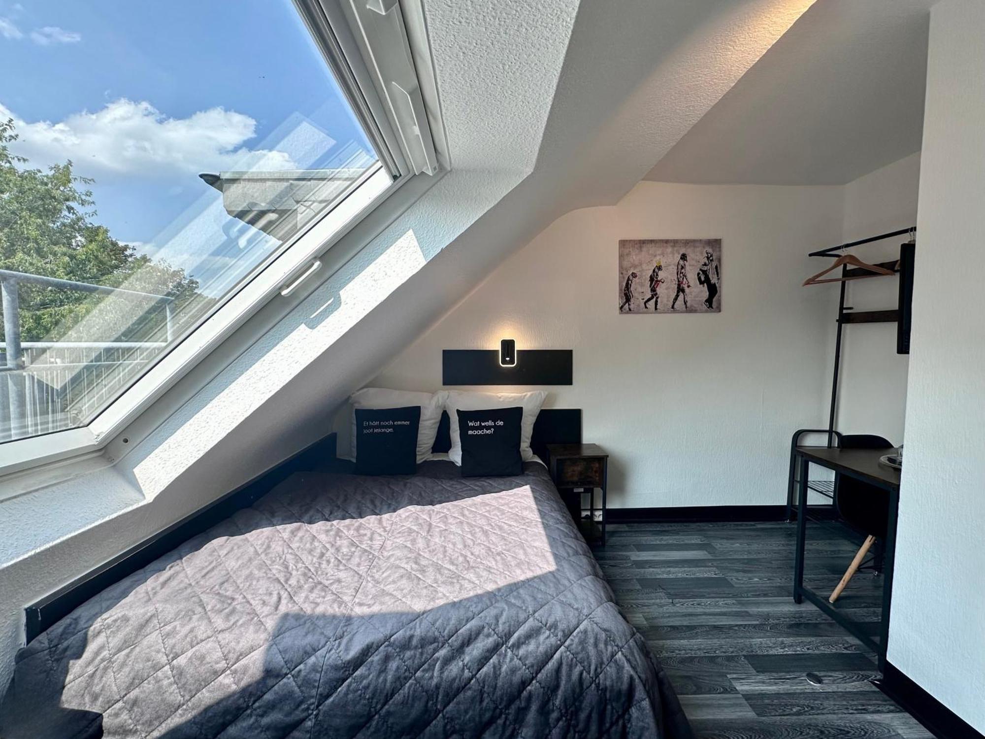 Hotel Alt Deutz City-Messe-Arena Kontaktloser Self Check-In Köln Exteriör bild